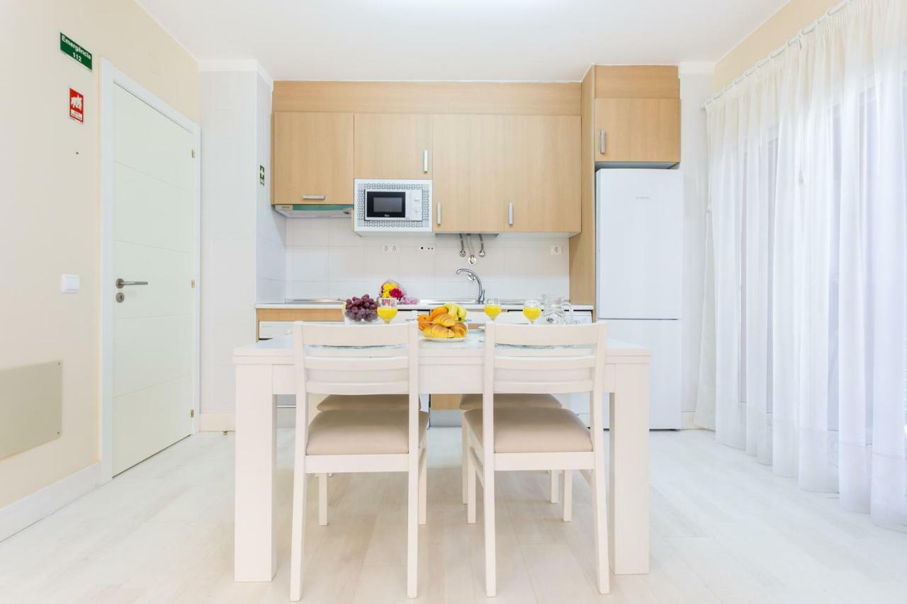 Litoral Mar Dream 17, Beach Front, Free Wi-Fi, Private Parking, Pool Portimao Exterior photo