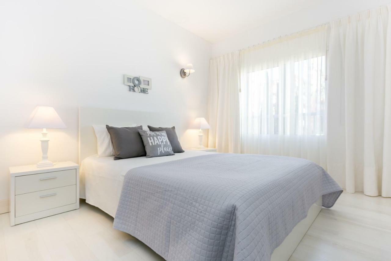 Litoral Mar Dream 17, Beach Front, Free Wi-Fi, Private Parking, Pool Portimao Exterior photo